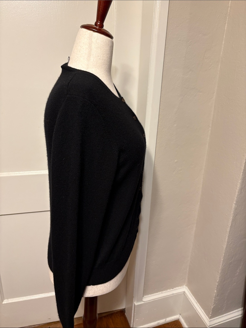Ann Taylor 100% Cashmere Black Button-Up Crew-Neck Cardigan - Picture 6 of 8